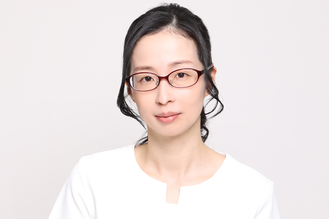 院長 小山 麻衣