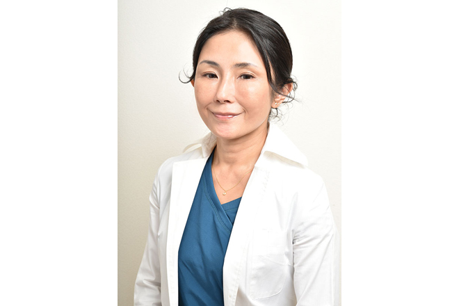 院長　工藤 麻里