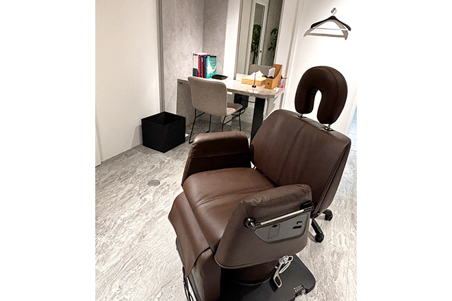 アートメイク（両眉 ［3Dや4Dなどから選べる技法］）or リップ［麻酔込