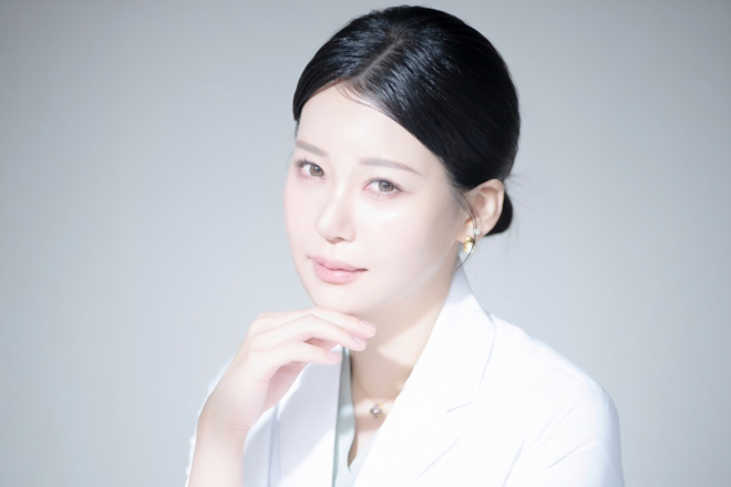 院長 安田 百合子