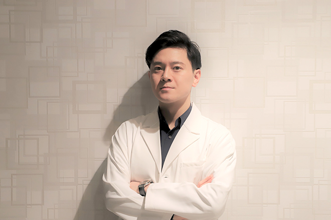 院長　江越正敏