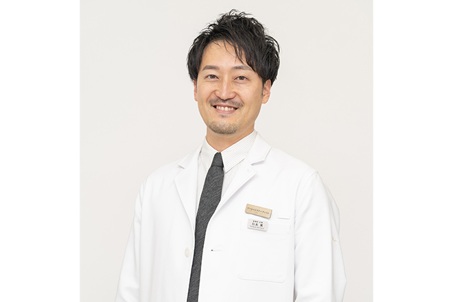 医師/統括マネージャー 白水 翼
