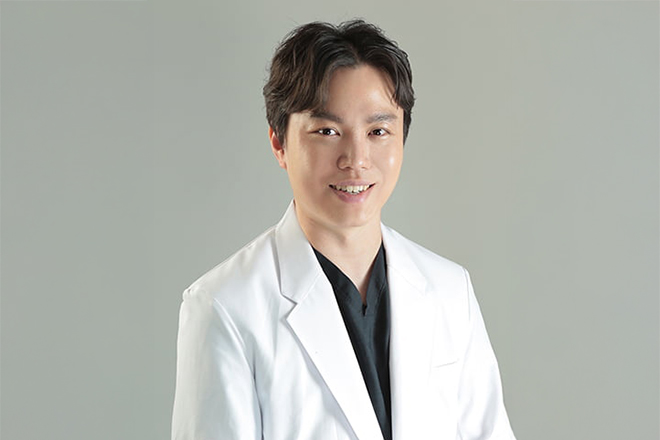 表参道院長 白 夏林
